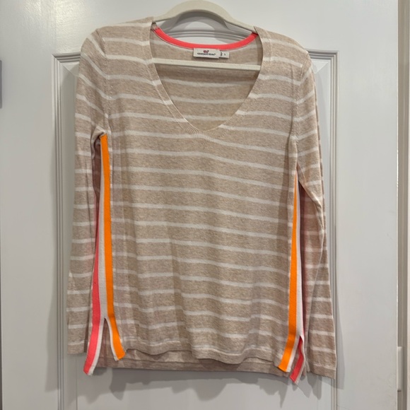 Vineyard Vines stripe pop sweater NWOT - Picture 1 of 2